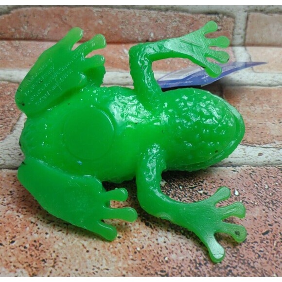 Spotted Frog Toad Life-Like Realistic Squishy Stretchable Figure Toy Squeezable - Picture 10 of 16